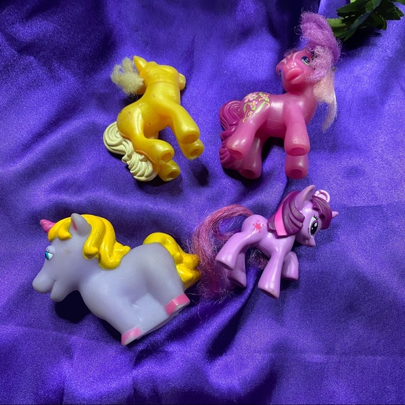📌My little pony bundle & paperboard bucket some are vintage - Picture 7 of 13